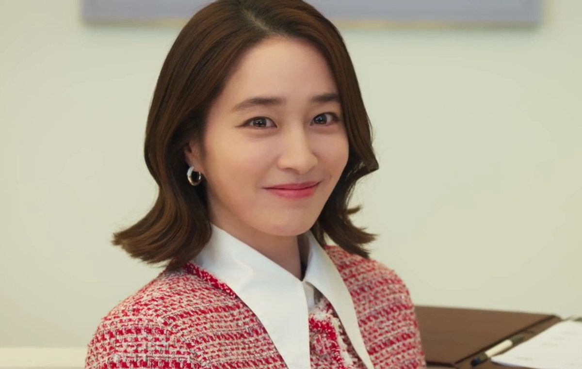 fire_flies_WuW's tweet photo. just finished #okletsgetdivorced in 3 days.
it was funny but also complicated. they face problems surrounding the company they build together  which also represents their dead child which is the only string between them. also there are so many dramatic events that drove crazy😭 https://t.co/GEW6EY33Tf
