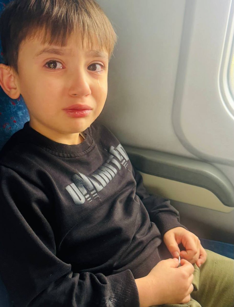 brfn48's tweet photo. Aile birliği, sağlık ve can güvenliği özrü ertelenemez. Eşi farklı kurumda çalışan öğretmenler olarak kontenjan yetersizliğine kurban edildik. @Yusuf__Tekin il emrinin yeniden değerlendirilmesini talep ediyoruz. #AilemiVerYusufTekin 🩺📌😔 https://t.co/K9oGerTdyL