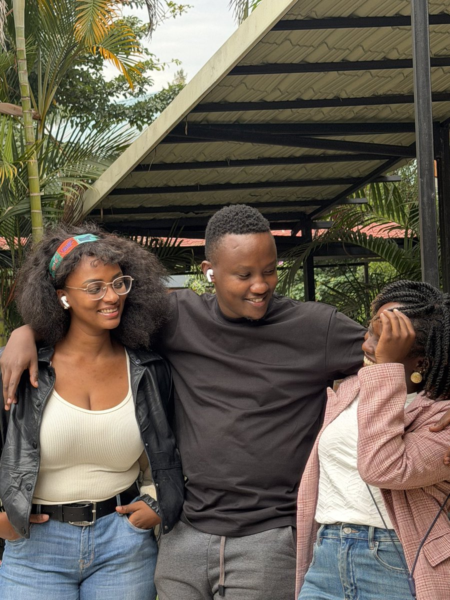 kemnique's tweet photo. Mbwira Icyo nabwiraga @SolNishimwe na @noellashyaka: uratsindira 20K n’ubundi dore ni weekend.

Mwegere hino, mugerageze amahirwe! 🔥 https://t.co/4UeE5Er79X