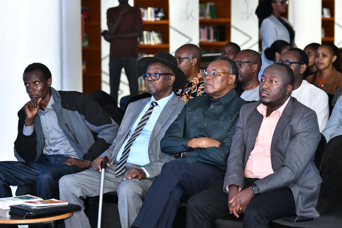 Unity_MemoryRw's tweet photo. This evening at the @KigaliLibrary, Permanent Secretary @Emahoro1 joins a community of researchers, writers, authors and youth for the presentation of Special Edition No. 211 of Dialogue Review, discussing peace in the Great Lakes region, and the challenges including the spread of genocide ideology in the region.