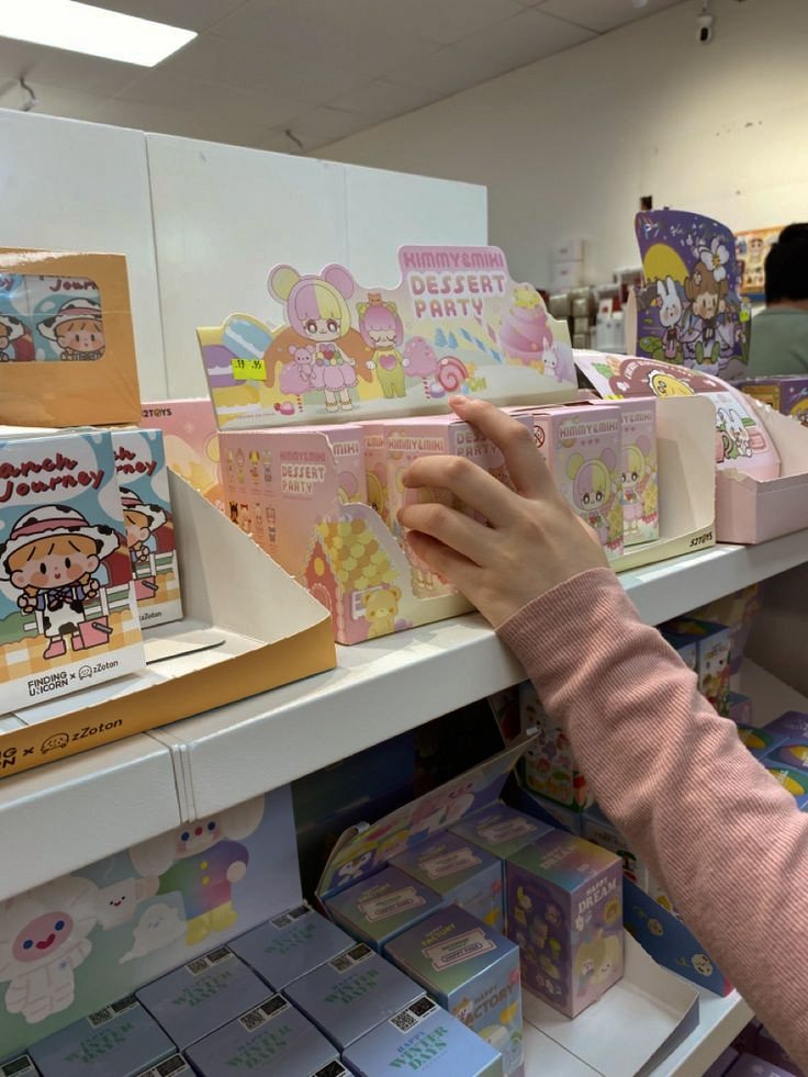 ragahelau's tweet photo. ㅤㅤㅤㅤ

𝗝𝗮𝗹𝗮𝗻-𝗷𝗮𝗹𝗮𝗻.
────────
Cuma kita bertiga.

ㅤㅤㅤㅤ https://t.co/r2zXEtghjo