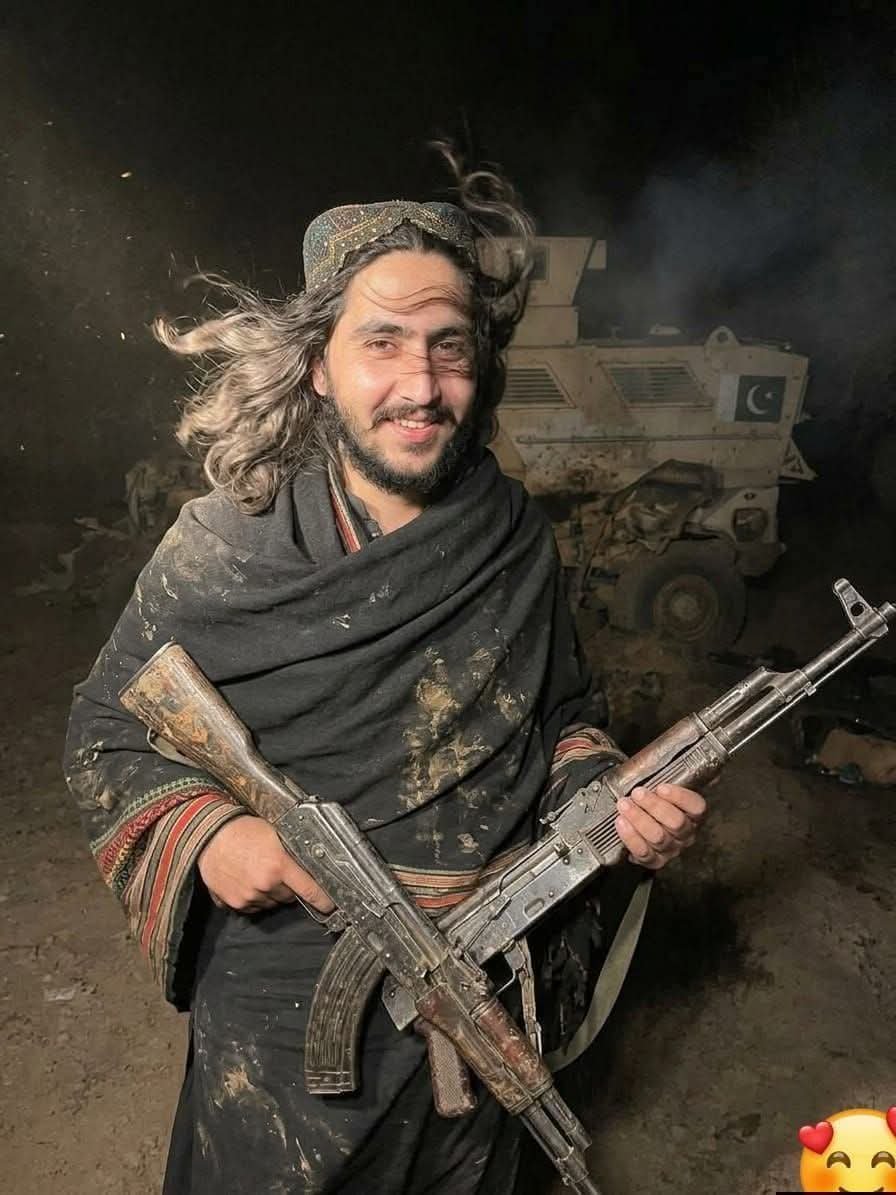 KMPashto's tweet photo. افغان سلحشور عمری نظام کے جوانوں کو ❤دیں.

افغان سلحشور عمري نظام ځواکونو ته❤ورکړئ.

به نیروهای سلحشور نظام عمری افغان❤بدهید. https://t.co/m3U2LtGtyb