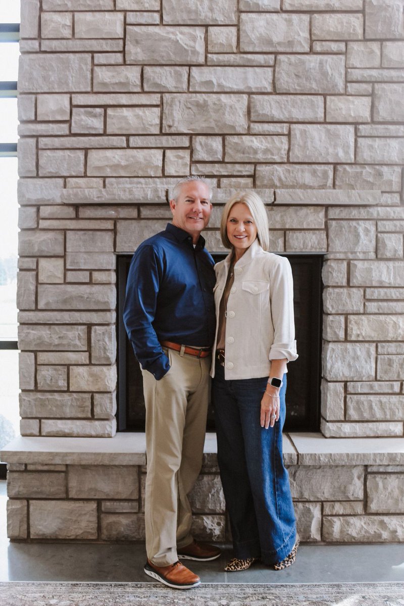 PhelpsCountyDev's tweet photo. From raising a family to growing a business and investing in the community, John &amp; Michelle Williams have found success right where they started. https://t.co/UqowUOrc1w #GROW37 #PhelpsCountyNE #FamiliesThriveIn37 #BusinessesThriveIn37 #TheGoodLifeIsCalling https://t.co/lSRTvpJYOI