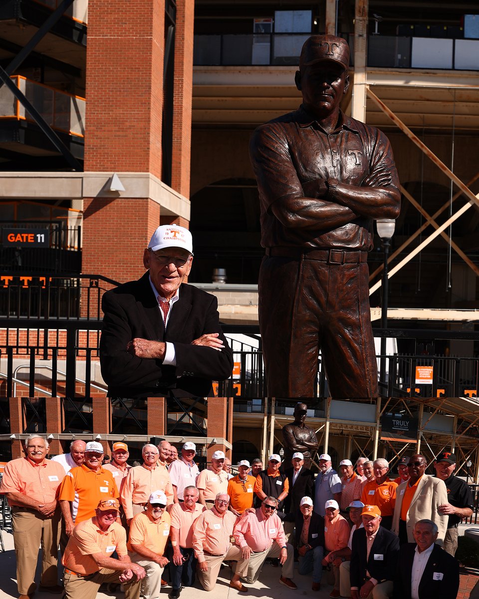 Vol_Football's tweet photo. A fitting tribute for two legendary coaches.

Phillip Fulmer and Doug Dickey’s statues were unveiled today as a part Champions Corner at Neyland Stadium.

#GBO 🍊 https://t.co/zOiaRfbD0D