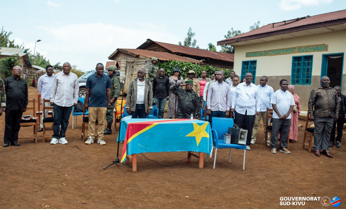 RutegaBin's tweet photo. #SUD -KIVU/KABARE :Le Gouverneur de Province, SEM. @BNgwi BUSU BWA NGWI NSHOMBO a échangé avec la population de #BUSHUMBA en territoire de Kabare, ce vendredi, 25 septembre 2026.
Les échanges ont touché essentiellement des questions sociales, sécuritaires et de développement.
Le Gouverneur, Patrick BUSU BWA NGWI NSHOMBO a rassuré à ses administrés, de l'installation d'une cabine électrique à BUSHUMBA par l'AFC-M23 en fin de booster le développement socio-économique dans cette partie de la province du Sud-Kivu.@bbisimwa @CNangaa @afcongo @ProvSudKivu @FannyKaj1 @Fkaniki @Col_Alimasi