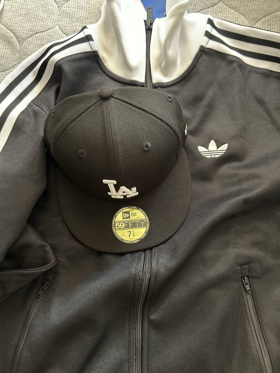 MASKdanyaaa's tweet photo. 買い物🛍️ https://t.co/0D389ZRqyp
