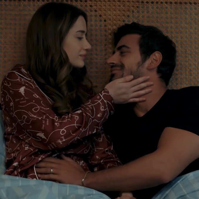 aviixemsu's tweet photo. he’ll always be her first baby https://t.co/SbnBjeF4Zw