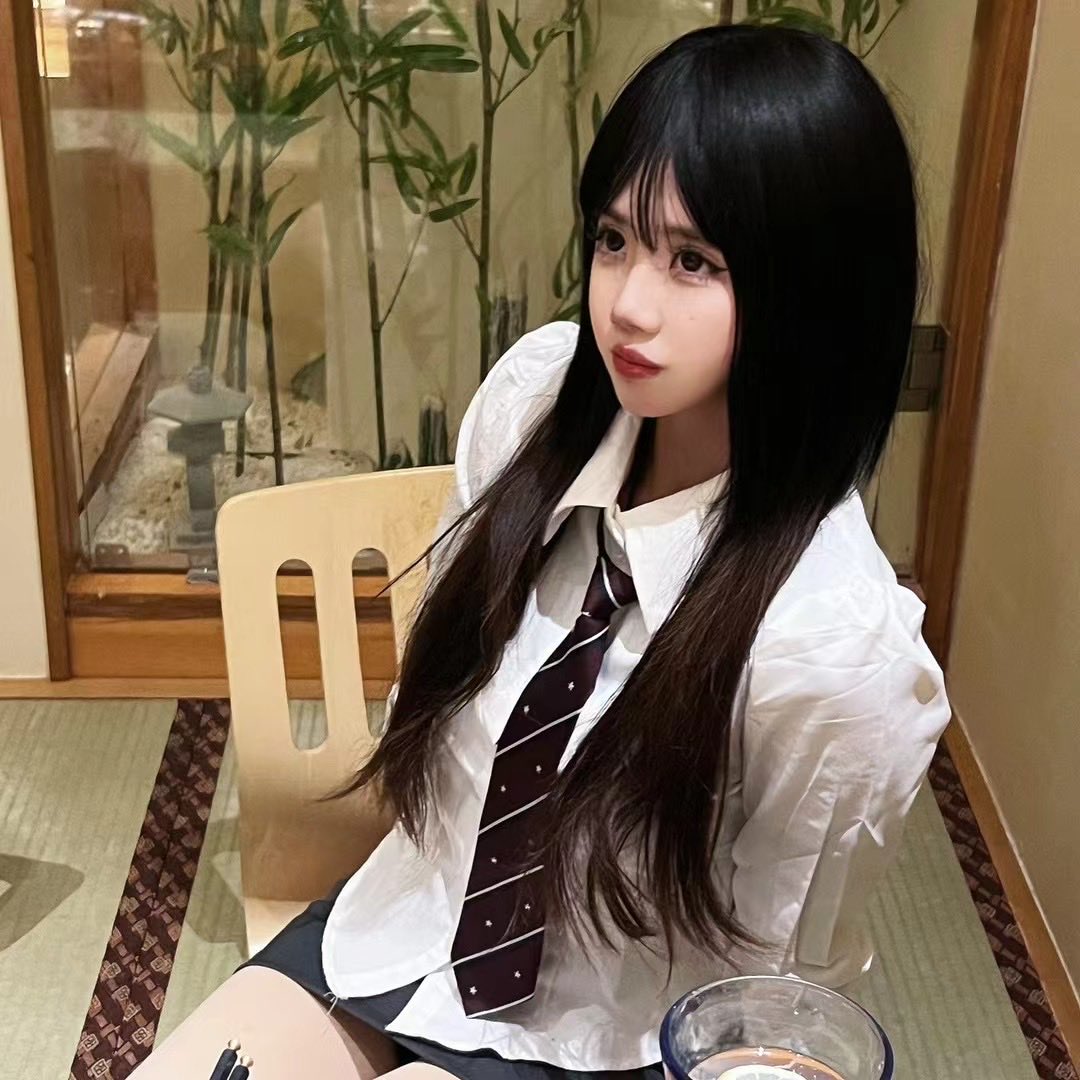 Bfourza's tweet photo. 准备剪个光头每天戴��发出门。 https://t.co/bIVyi9bBXc
