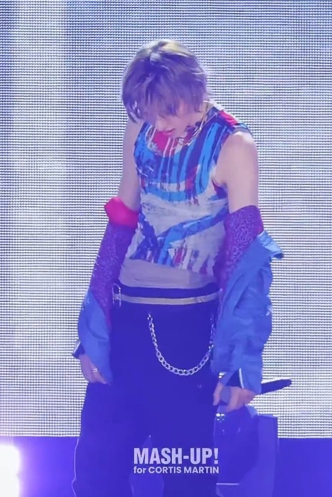 woojjelly's tweet photo. girltin / femtin on and off the stage https://t.co/376h4bK5kR
