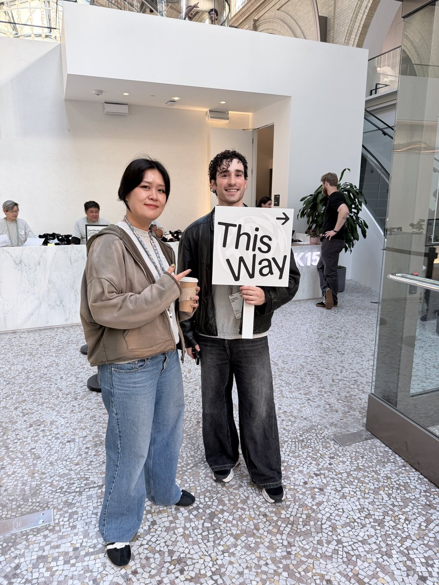 adamho's tweet photo. fal people 💛

@ GenMedia Conference https://t.co/R98knPEwub