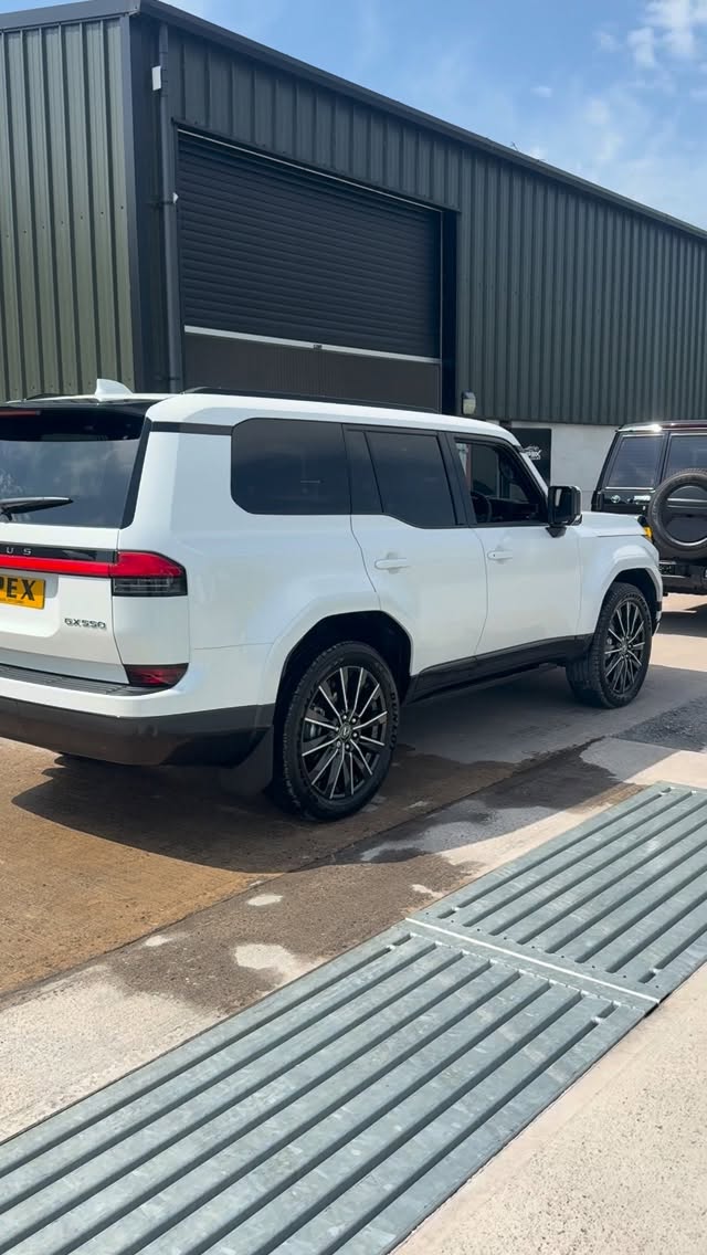 noemaynard716's tweet photo. 5 vehicles just arrived from Japan, including the brand-new 7-seater Lexus 550 and the all-new LC70 Series. These are rare and hard to find. Call us anytime: 07711224863 https://t.co/Lu5V2DhlmE
