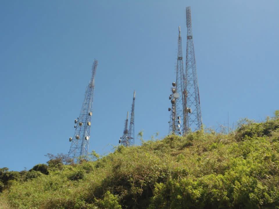 DulithK's tweet photo. Cellular Towers https://t.co/N2Wemmls0G