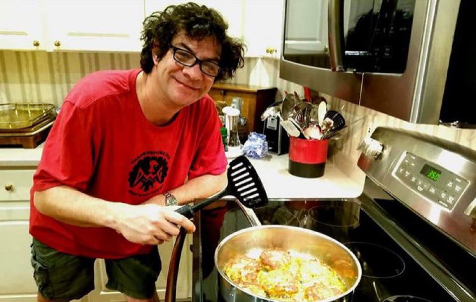 weensongoftoday's tweet photo. Happy Birthday Deaner!! 🎣🎈 https://t.co/Fn4jms4mwa