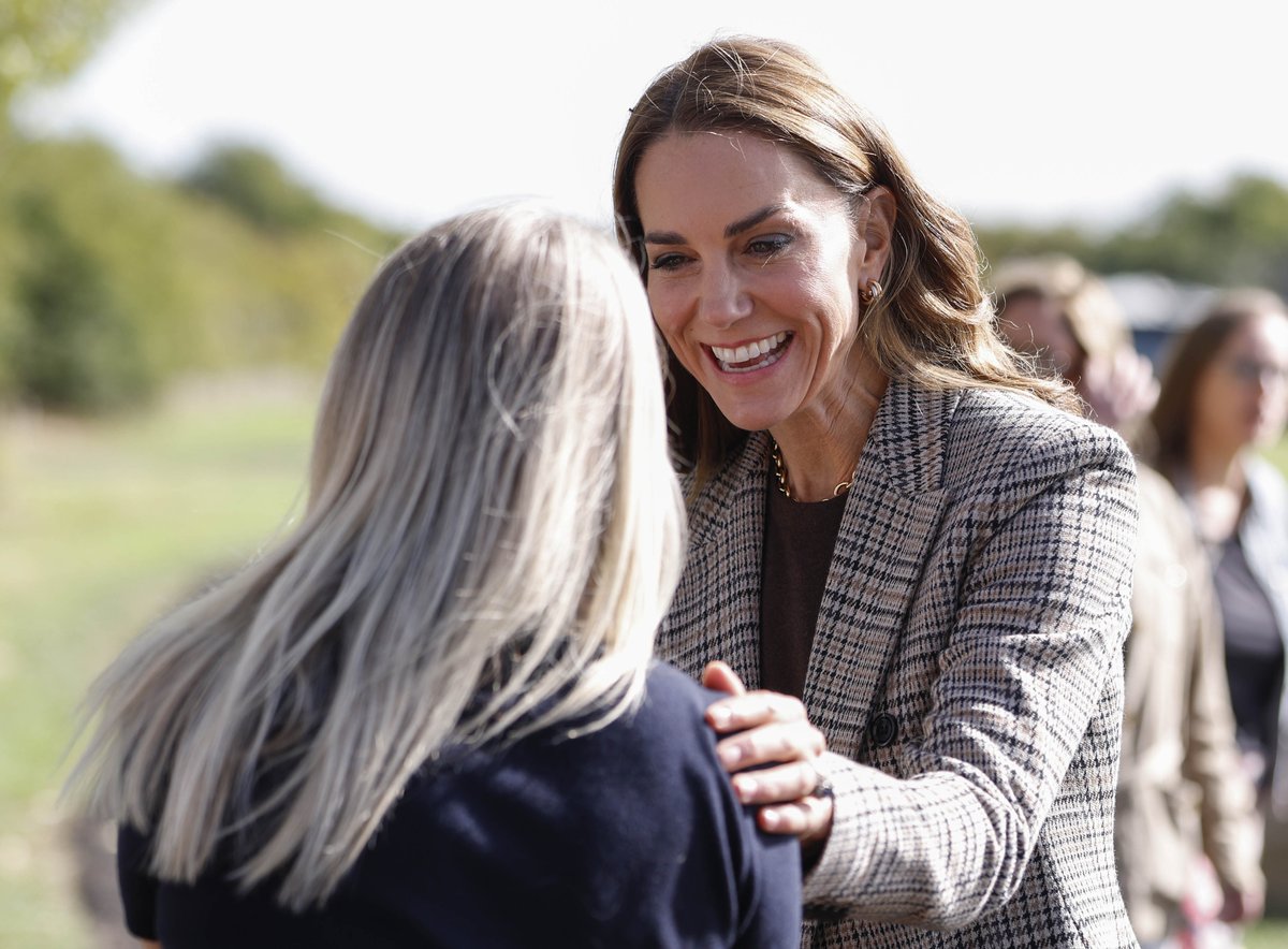 ActionAddiction's tweet photo. Thank you to HRH The Princess of Wales, @KensingtonRoyal, for visiting one of our recovery projects this week.

As Royal Patron of @ForwardTrust and our Taking Action on Addiction campaign, we are incredibly grateful for her continued support of our work.

Here are a few photos from the day. 💙

#BigAddictionConversation

Photos by Andrew Parsons | Kensington Palace