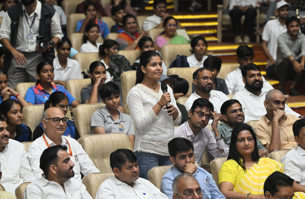 NitinNabin's tweet photo. Amazing energy at the Yuva Samvad in Jaipur!

Connecting with the youth is always exciting. Seeing their passion and unwavering resolve to contribute to the nation brought back memories of my early days in BJYM.

Their optimism and enthusiasm are a reassuring reminder that our nation’s future is in capable hands.

@BJP4Rajasthan