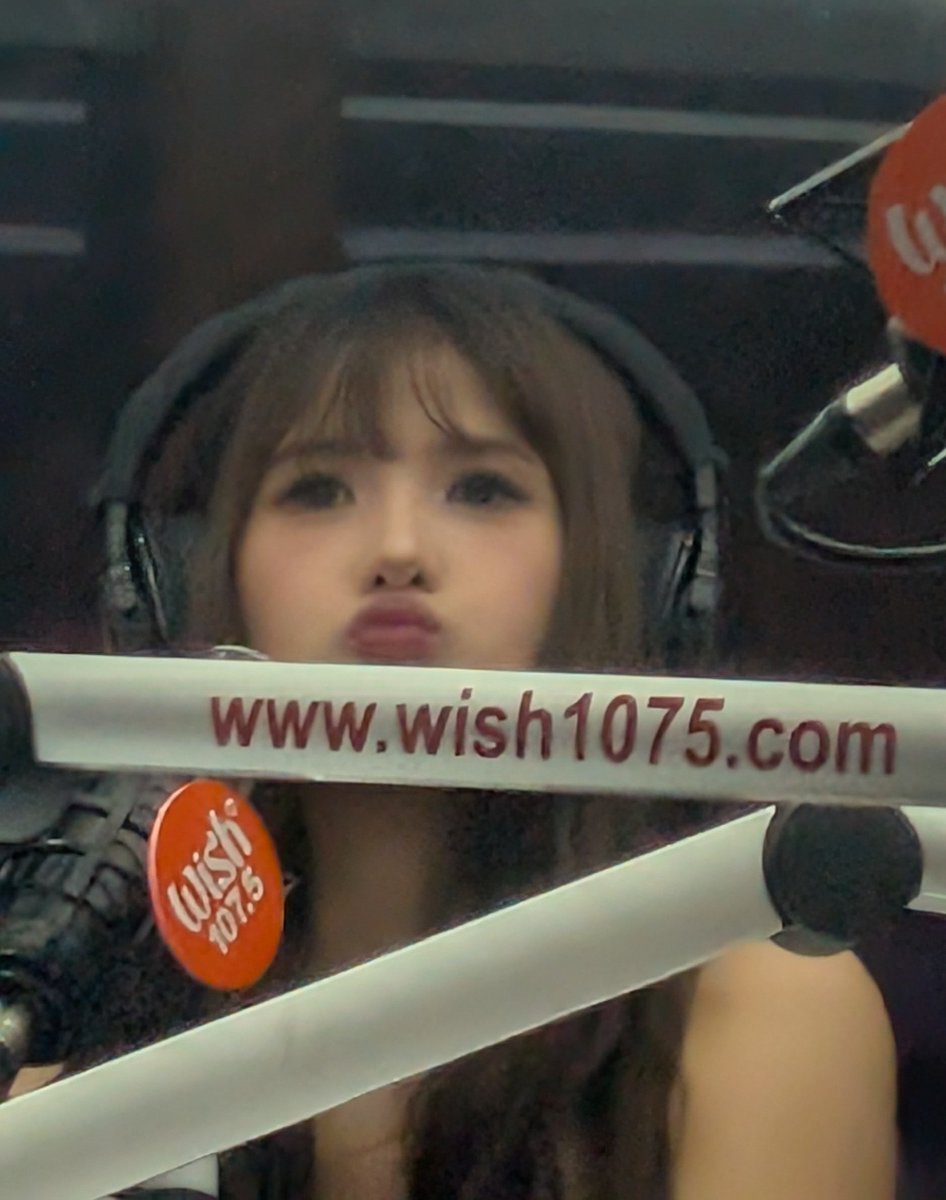charxcole's tweet photo. noot noot 😗 https://t.co/WvBRoC4VzP