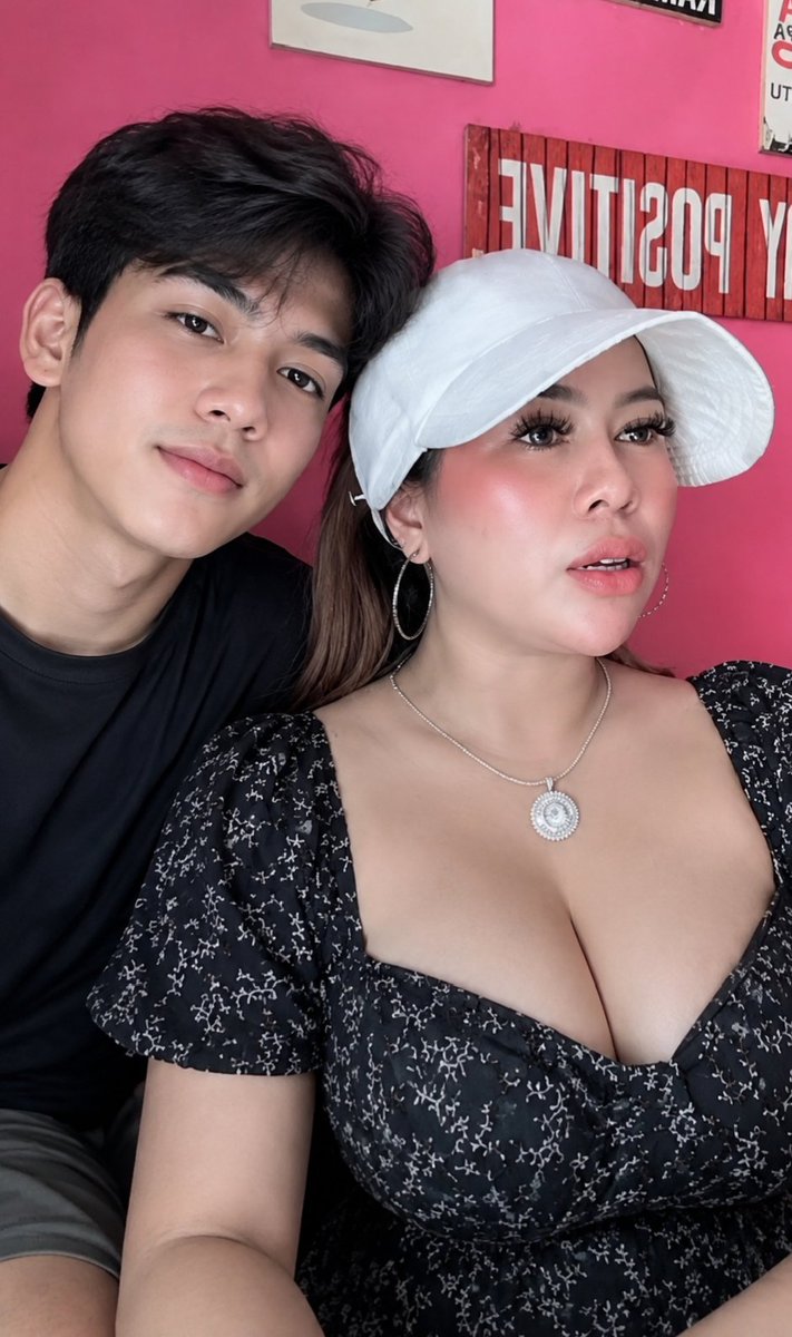 fuvtixe's tweet photo. Tantee baik dech😁
https://t.co/xnLJnxGAjm https://t.co/zpg2vSvejF