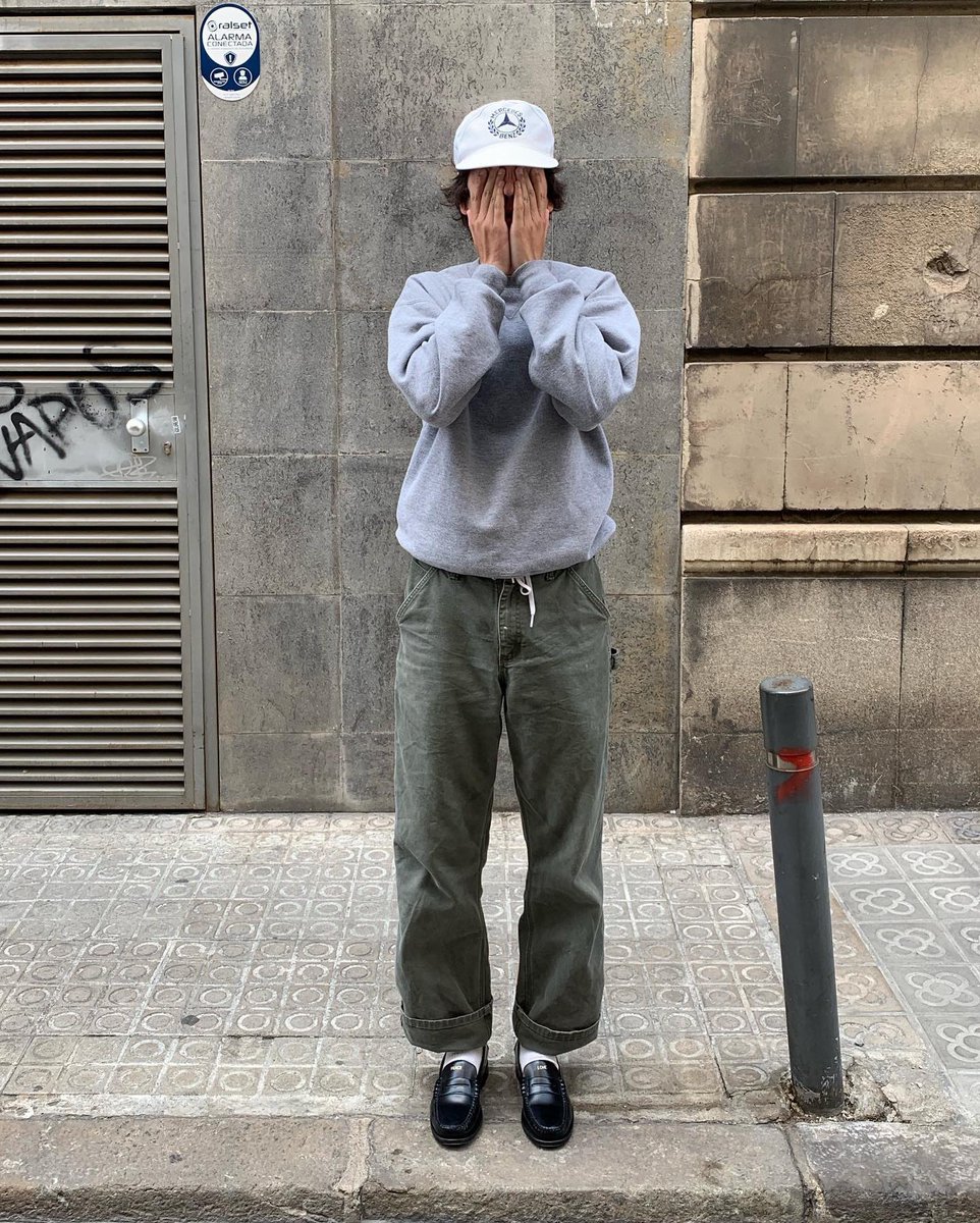 Unimagbegion's tweet photo. Sweater season https://t.co/3aCFYdaUfq