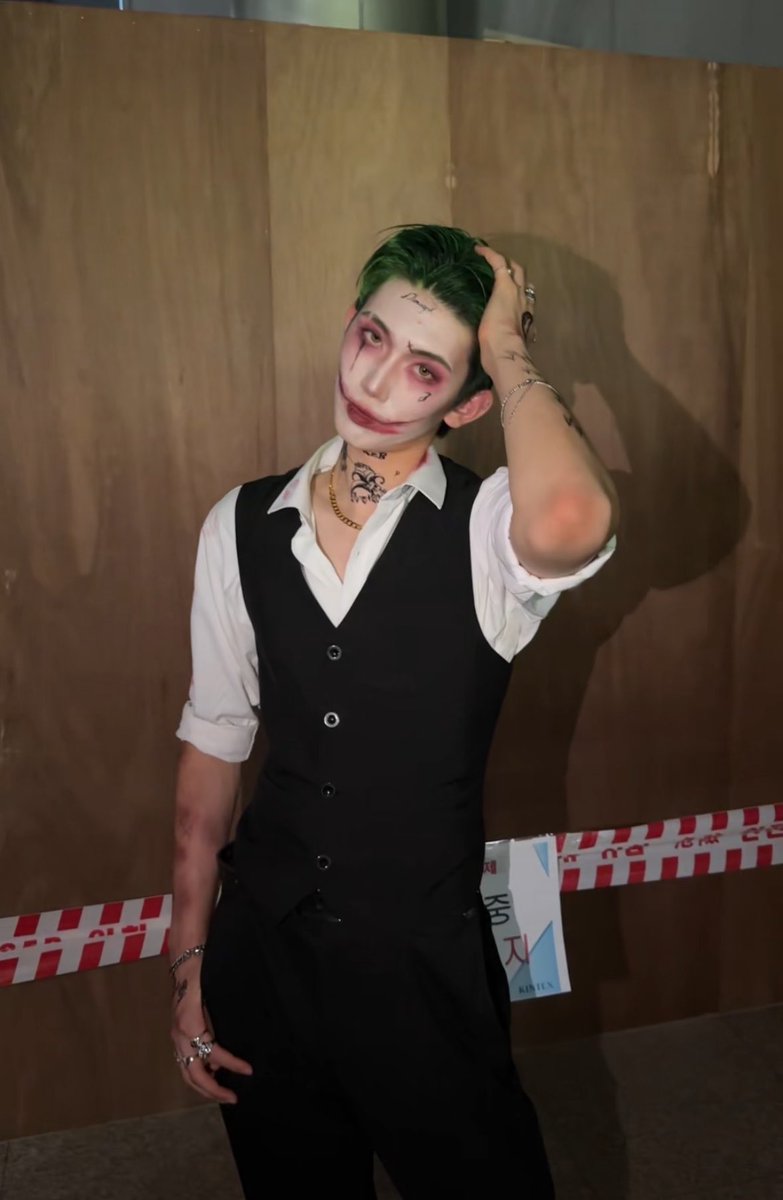 dapdap_coco's tweet photo. #joker https://t.co/wJfSjMzQfW