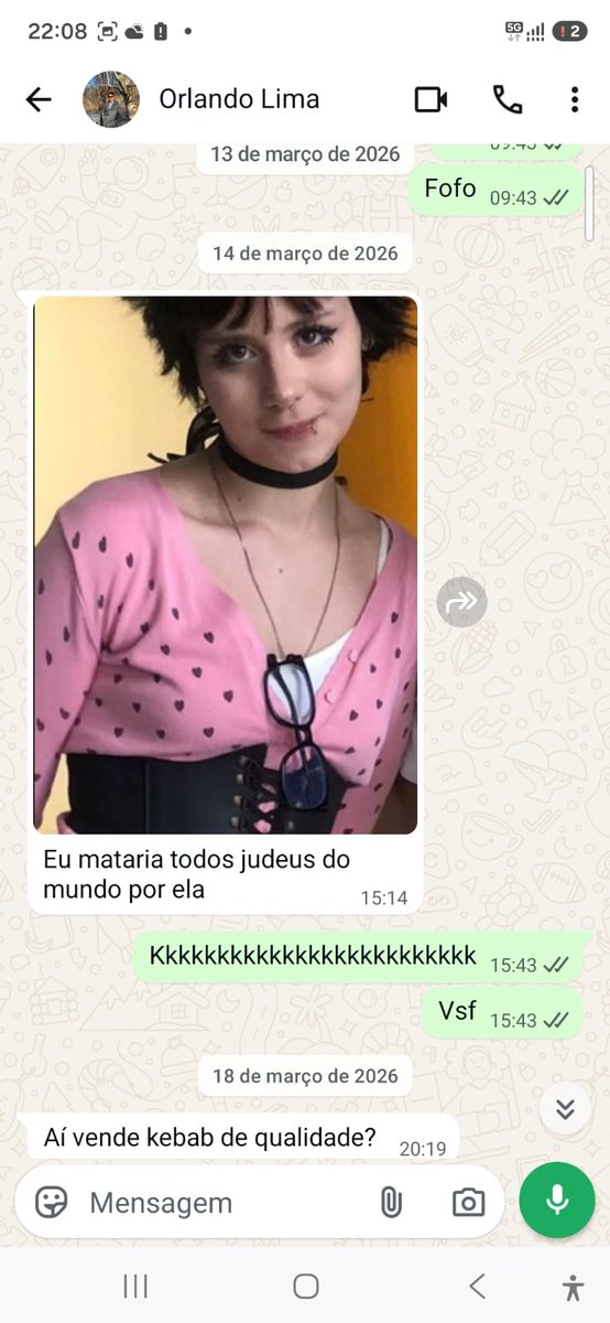 lojashavana's tweet photo. Esse é o Orlando Lima, "intelectual" do MBL que escreveu o "Livro Amarelo" do MBL e é braço direito do Renan Santos. 
Ele "mataria todos os judeus do mundo" para lamber cu de ninfetinha de 18 anos. Ahh, ele também é casado, católico e recomenda livros esquisitos no seu Substack. https://t.co/zdHizCJIuR