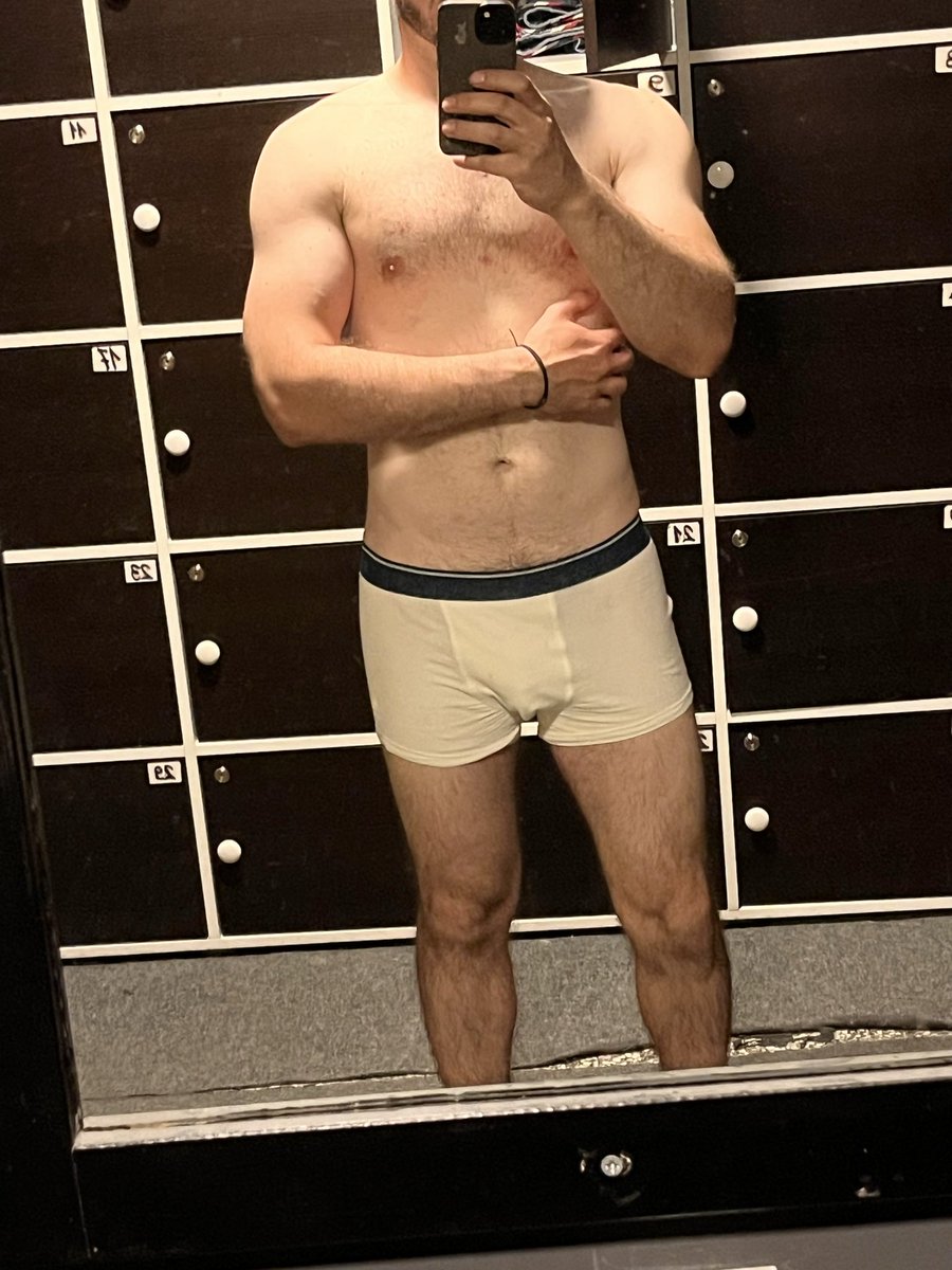 Man_te_qu_la's tweet photo. Finished gym session for today💪 https://t.co/OrmQLkkNqZ