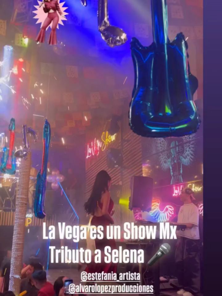 EleanoraDotc's tweet photo. Gracias a todos por acompañarnos en este gran tributo a Selena Quintanilla en @bichotas_bar_lgbtiq y @lavegashowmx. https://t.co/PMI9SAb0AC