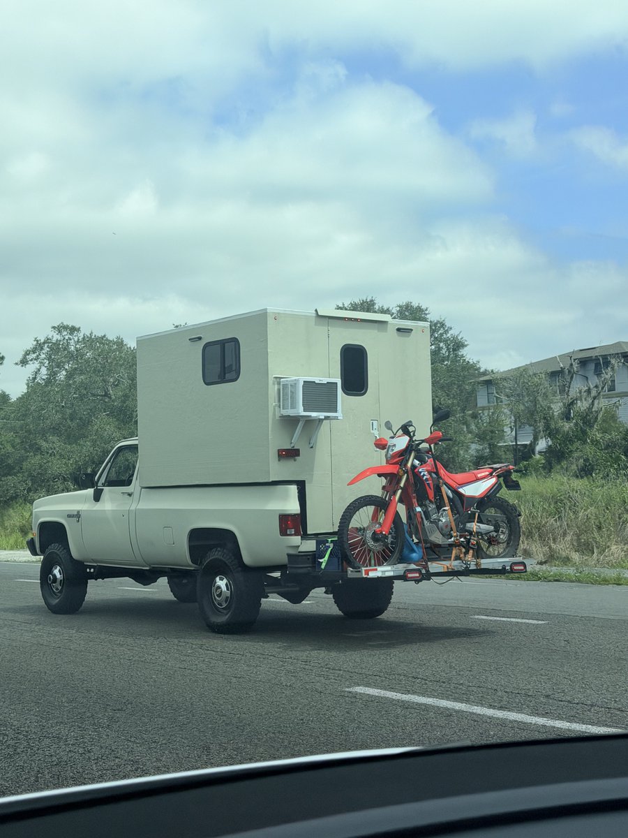 jchrzanowski6's tweet photo. This guy seems to be living the dream! He’s got an old Chevy square body, a camper he made himself, with A/C and a bike! 

@OnlyinFlorida2 
#Bestlife #Men https://t.co/vnDKrr7TyW