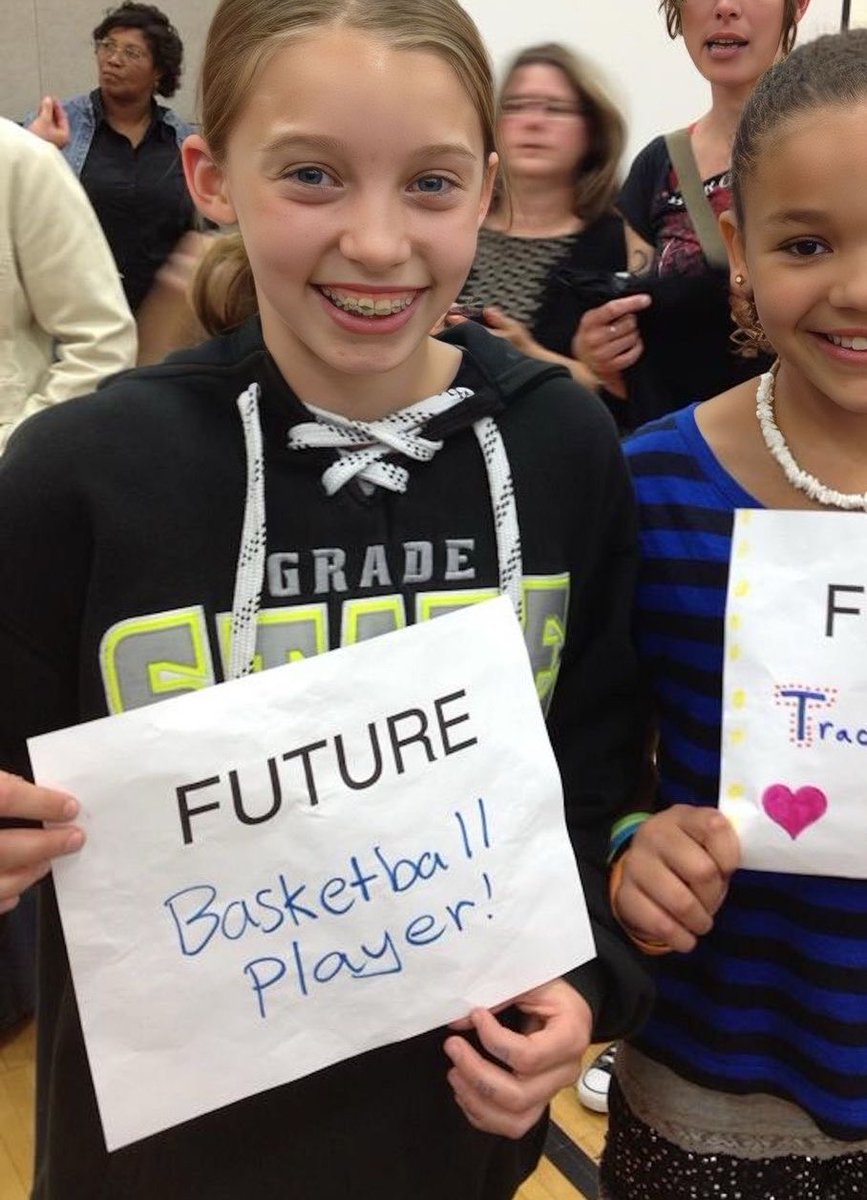 PBBUCKET5 tweet picture
