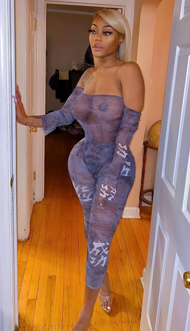 KellyBrandustl's tweet photo. Am available for come over if you're interested send me a dm 👋😋🤪 https://t.co/7kh2RKZcmg