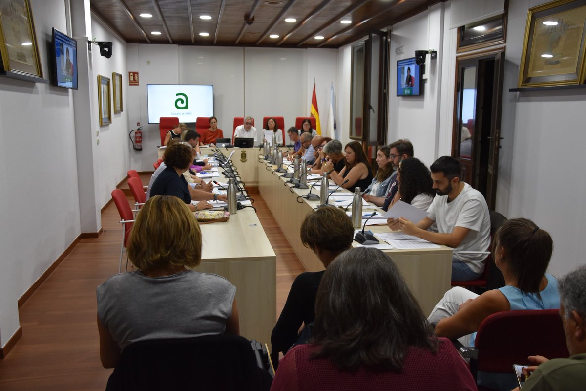 concellodeames's tweet photo. O Pleno aproba o expediente de licitación do contrato de concesión de obra pública das instalacións deportivas municipais do Milladoiro e da Telleira ℹ️
Ademais, aprobáronse outros asuntos.
📹 Gravación do pleno e crónica 🔗 https://t.co/CbNugAcfce
#Pleno #Ames #ConcelloDeAmes https://t.co/sfGxbymvIt