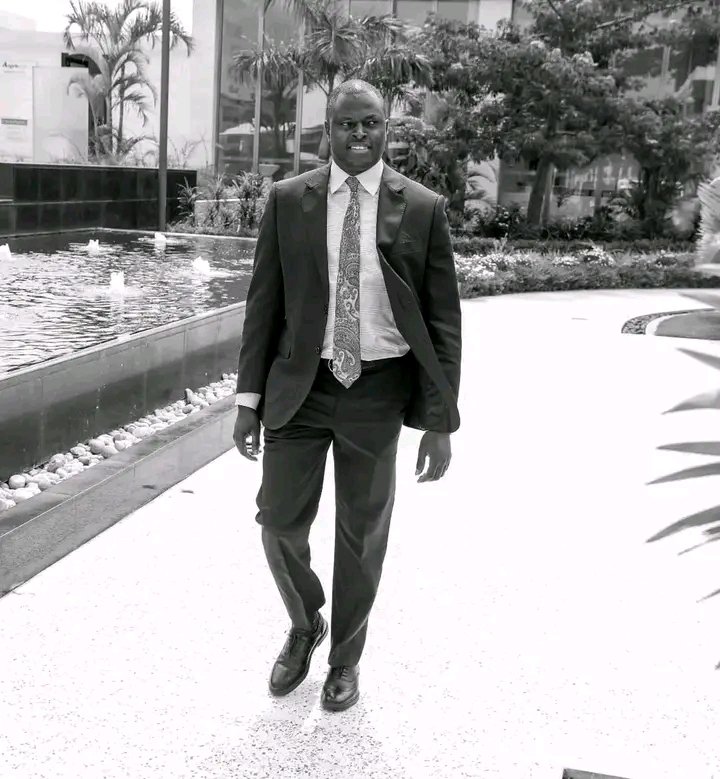 sappyku's tweet photo. Rewritten version:

Why does the DCP fear Ndidi? Because he is a proven performer with a strong track record.

Do you know anyone else they fear? (Matiang’i?)

remember that politician always fight leaders https://t.co/TbiQpbfJ6K
