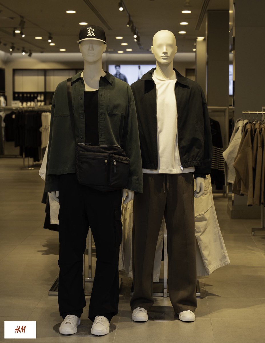 DalmaMall's tweet photo. H&M at Dalma Mall brings shirts, neutral trousers, blazers, skirts, and everyday staples for casual plans, coffee runs, and weekend looks.
๐Ground Floor, Dalma Mall
#CasualLooks #EverydayFashion #WardrobeRefresh #DalmaMall #InAbuDhabi https://t.co/l5y4aGnHNH