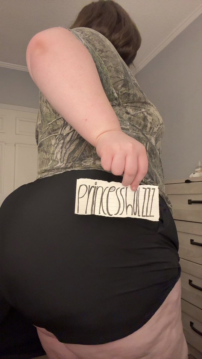 princessholzzz's tweet photo. Message me for my menu if you’d like some more ass 🍑 https://t.co/ygtRb5PyMi