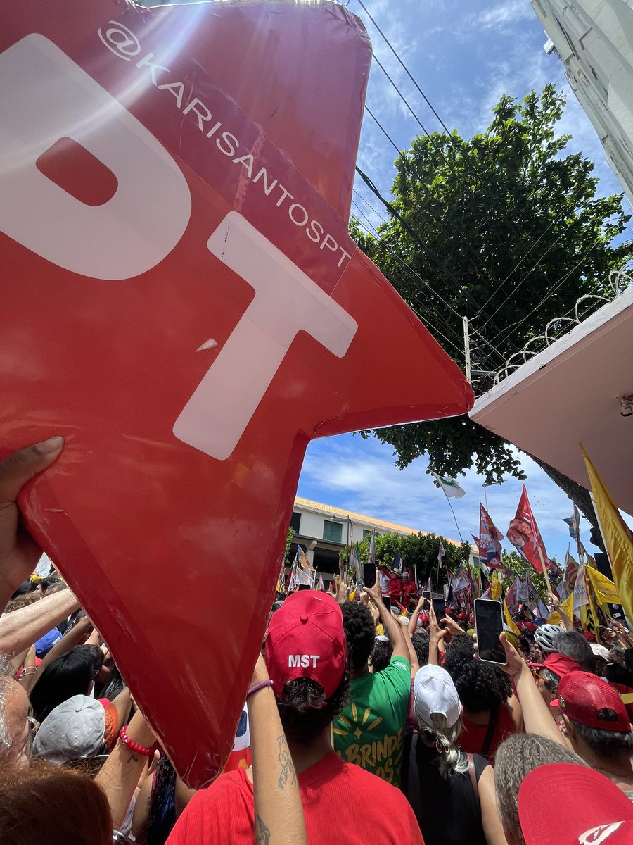 h4nnarauj0x's tweet photo. RECIFE É LULA!!!❤️🌟 https://t.co/6HAJIEgopP