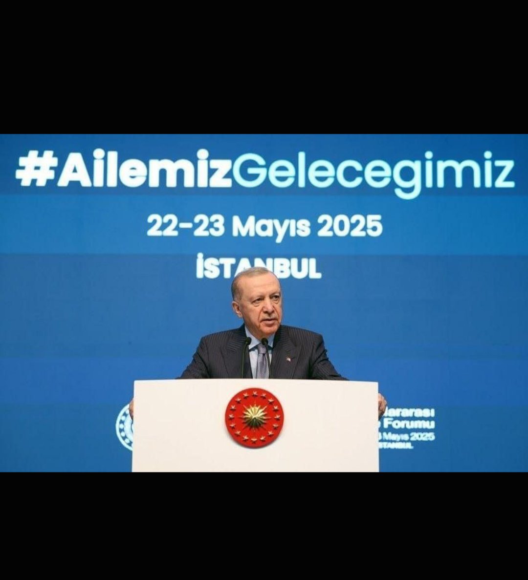 MjdeUgurlu's tweet photo. Eşi farklı kurumda olan öğretmenler 3-4 yıldır ayrı yaşıyor. Hakim, savcı ve polis eşlerine verilen il emri haktır, bize de verilmelidir. @Yusuf__Tekin il emrinin yeniden değerlendirilmesini talep ediyoruz. #AilemiVerYusufTekin 👨‍👩‍👦🕊️🛑 https://t.co/nJxdVdY8Hw
