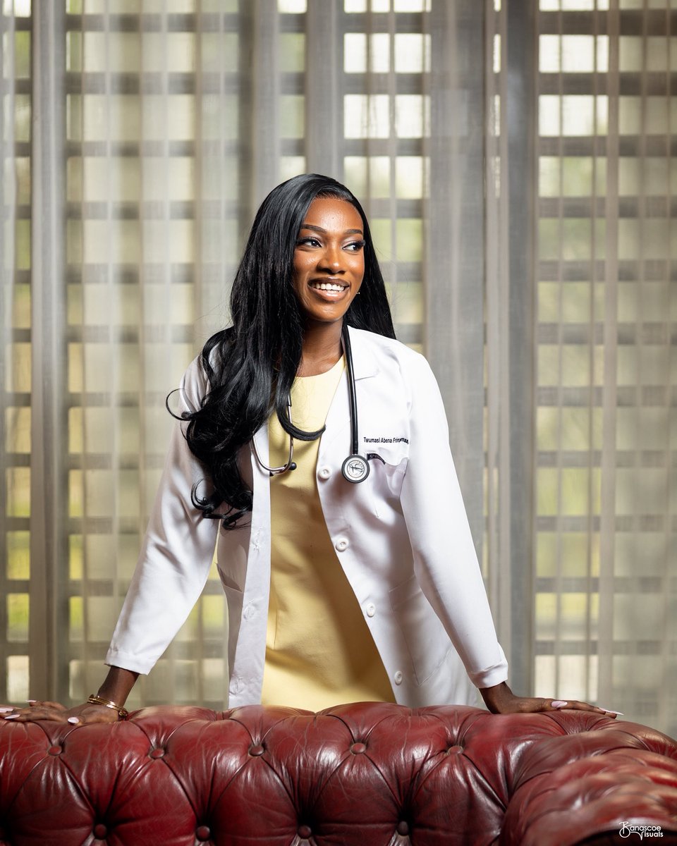 Frimpomaa_____'s tweet photo. It rained in my head for years but now, look at all the flowers🌹
Thank you Jesus. I really love you!!
Dr. Abena Frimpomaa Twumasi to y’all.
#KSMD2026
@Ksmd2026 https://t.co/NSIKfxMDvd