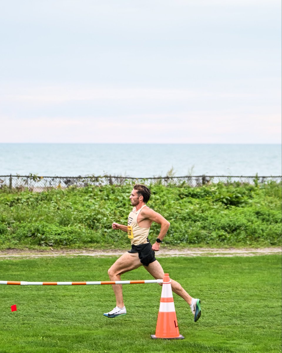 PurdueTrackXC's tweet photo. Solid showing on the lakefront 😤

Nerius White finished 14th out of 153 runners in the Lakefront Invitational Men’s 8k Championship race. He was the 5th-best Big Ten finisher out of 46 in the field.

#BoilerUp https://t.co/dO2GcZEa8T