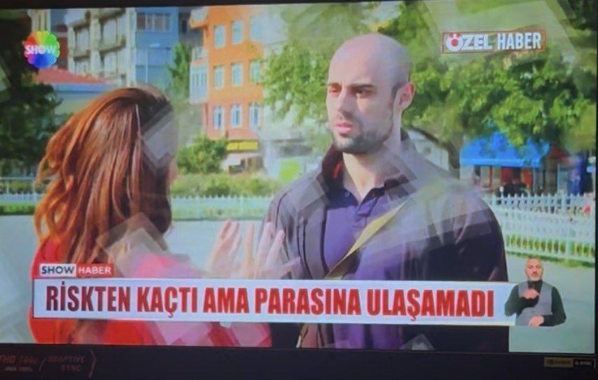 HAKKIMIZYENDI's tweet photo. Show TV yayını yayınlandı. 1 saat konuştuk ama yayına sadece 1 dakikalık kısmı konulabilmiş. Gene de Show TV muhabirine ve kameraman arkadaşıma emekleri için çok teşekkür ediyorum. Emek verip geldiler 🙏🙏 #TeraMağduriyetiSonBulsun #TeraFonMağdurları #fonmağdurları #FONMAĞDURLARI https://t.co/mbOuPJERuz