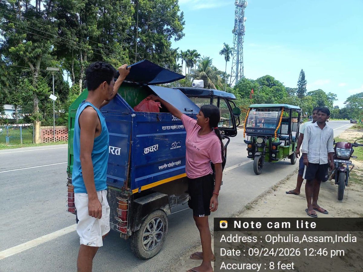 dc_dibrugarh's tweet photo. Segregation of Waste, less use of One time plastic etc. In this activity today BWC Lambit Khanikar,GP President.Ward members and local people of the village support us to Awareness among the owners of the market and local people.
#CMOAssam
#MyGovAssam
#DIPRASSAM https://t.co/TxVeVQGlZN