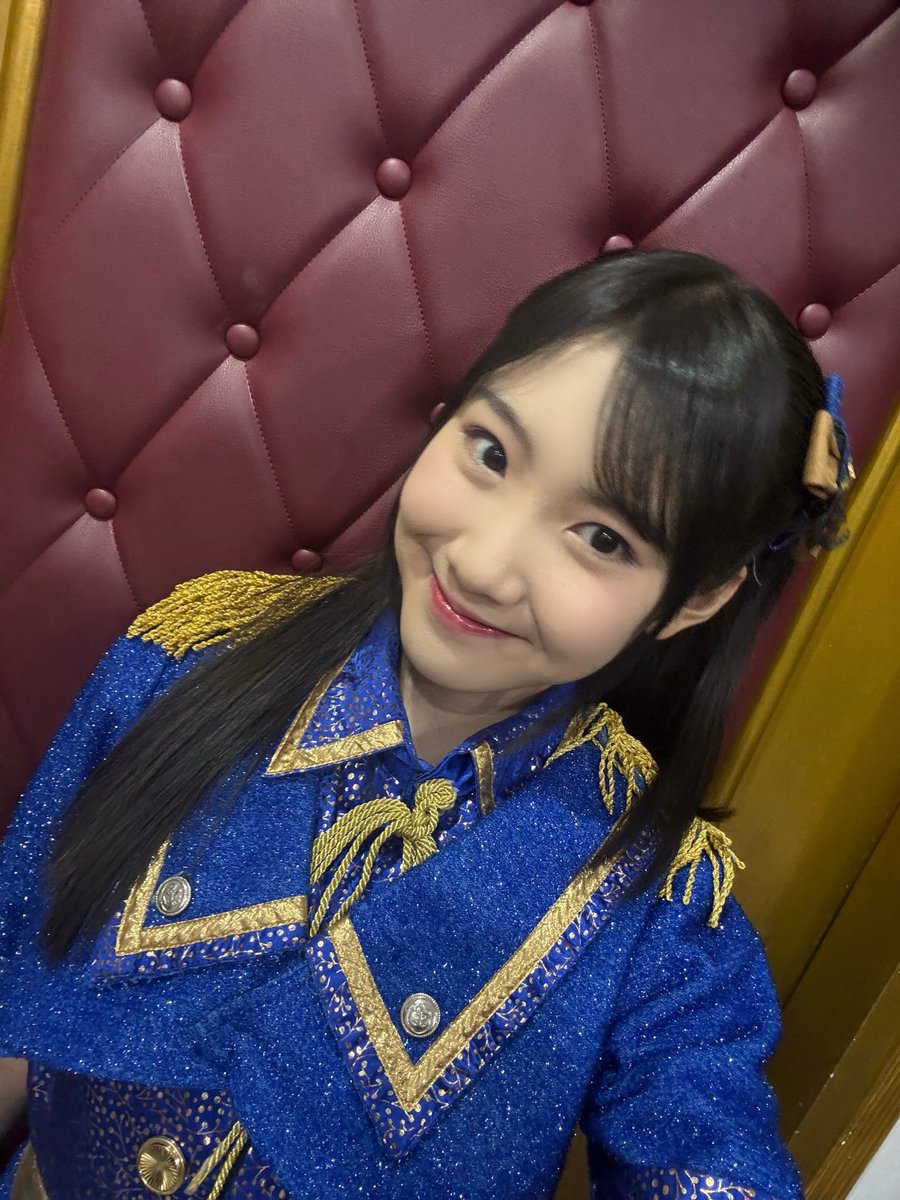 JE_JemimaJKT48's tweet photo. makasih buat hari ini! aku sukak warna lilac! HAPPY SEKALI🥹  sangaaaaat bersyukur bisa shonichi Cara Meminum Ramune🤍 mohon dukungannya selalu!
#SaishoNoHitokuchi https://t.co/38npMzB1nd