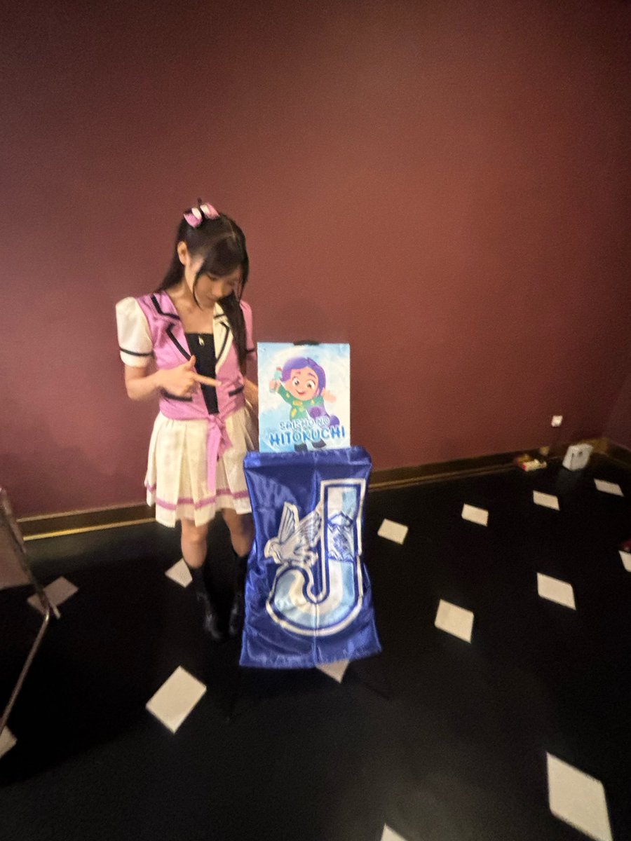JE_JemimaJKT48's tweet photo. makasih buat hari ini! aku sukak warna lilac! HAPPY SEKALI🥹  sangaaaaat bersyukur bisa shonichi Cara Meminum Ramune🤍 mohon dukungannya selalu!
#SaishoNoHitokuchi https://t.co/38npMzB1nd