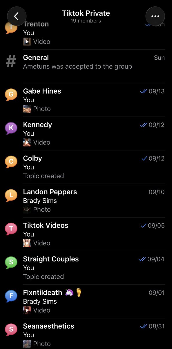 tiktoklive0's tweet photo. Tons of tiktokers in the private group with more to be added! 

DM to join today 👀😜 https://t.co/Q4kERjxnLf