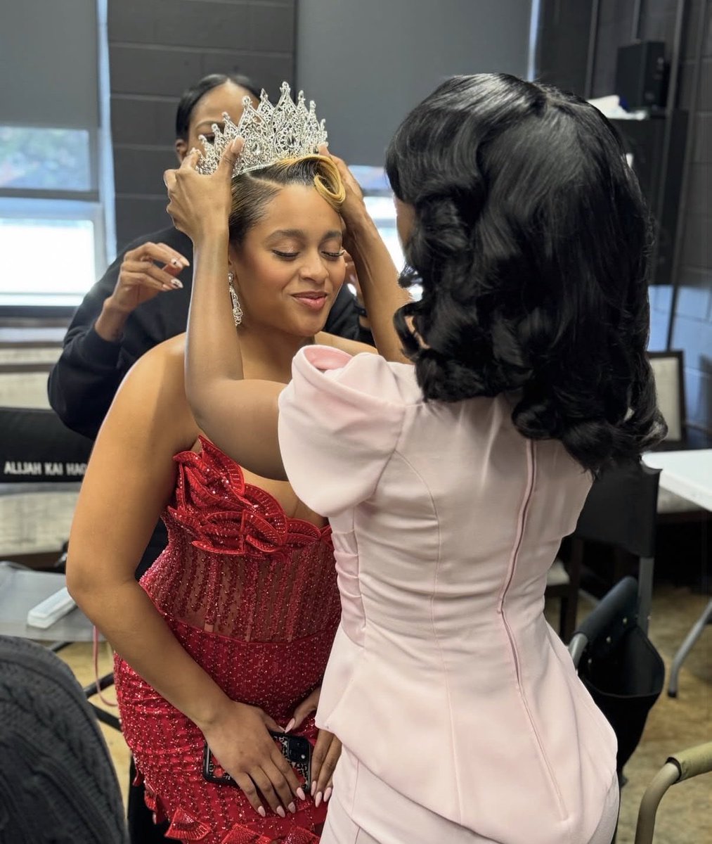 jasimisinclair's tweet photo. This pretty princess booked her first tv series regular role while studying at Howard University. Dreams do really come true. ♥️✨ https://t.co/1bDov9OCoO