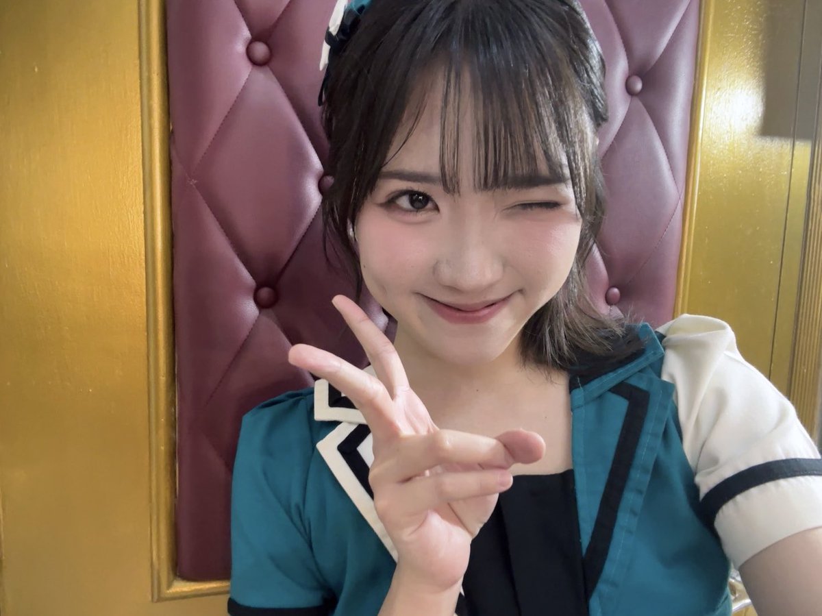 Gracie_JKT48's tweet photo. #CaraMeminumRamuneJKT48 
terimakasih banyaakk yaa💗

waaaaaw sudah lama tidak show ramunee!! senang sekalii, setiap shownya selalu seruuuuuu karena kalian<3 hihi hati-hati di jalan pulang yaaa semuanyaa!

mohon dukungan &amp; bantuannya selalu🙇🏻‍♀️ https://t.co/E3SWBy73r7