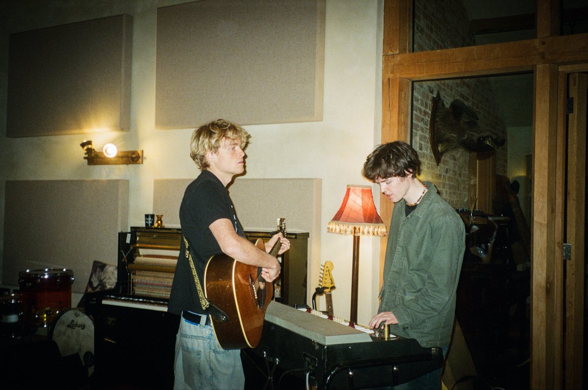 KeoBand_'s tweet photo. It's hard to put into words how grateful we feel to finally put this record out, or to find a worthy thank you to all who have instilled their belief in us over the years. https://t.co/aRMVUxdVEt https://t.co/gJqkkzgcEV