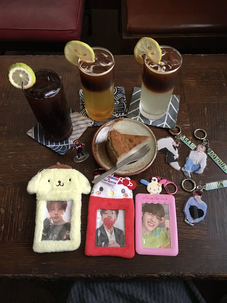 cherryosahi's tweet photo. 해피 추석 해피 가오슝 ! 🛳️🩵🩵 https://t.co/i8Cm1UD7uq