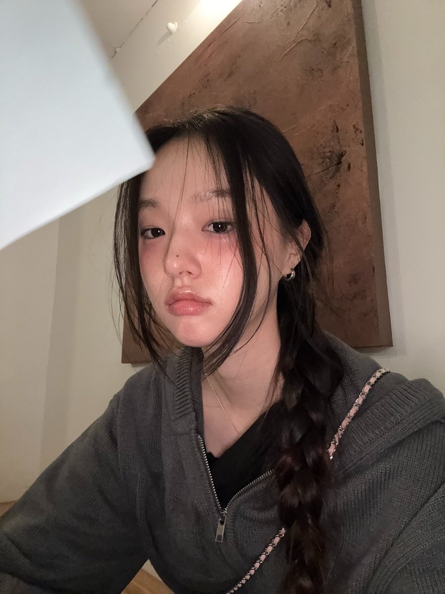 Jliwonpark's tweet photo. Just taking a moment to breathe, letting the silence settle in, and enjoying the little peace that comes with being alone. Sometimes the most beautiful moments are the ones that feel almost ordinary, a calm night, a warm drink, and nowhere else i’d rather be. https://t.co/F63cIwmlbK
