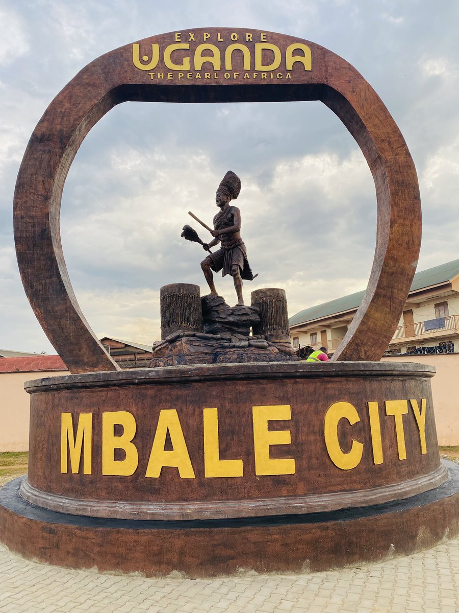 MalcomSedrick's tweet photo. Standing tall beneath the iconic Mbale Monument, celebrating the beauty, heritage and tourism spirit of Eastern Uganda. #WorldTourismDay #MbaleCity #ExploreUganda https://t.co/8BCVdhlRkt