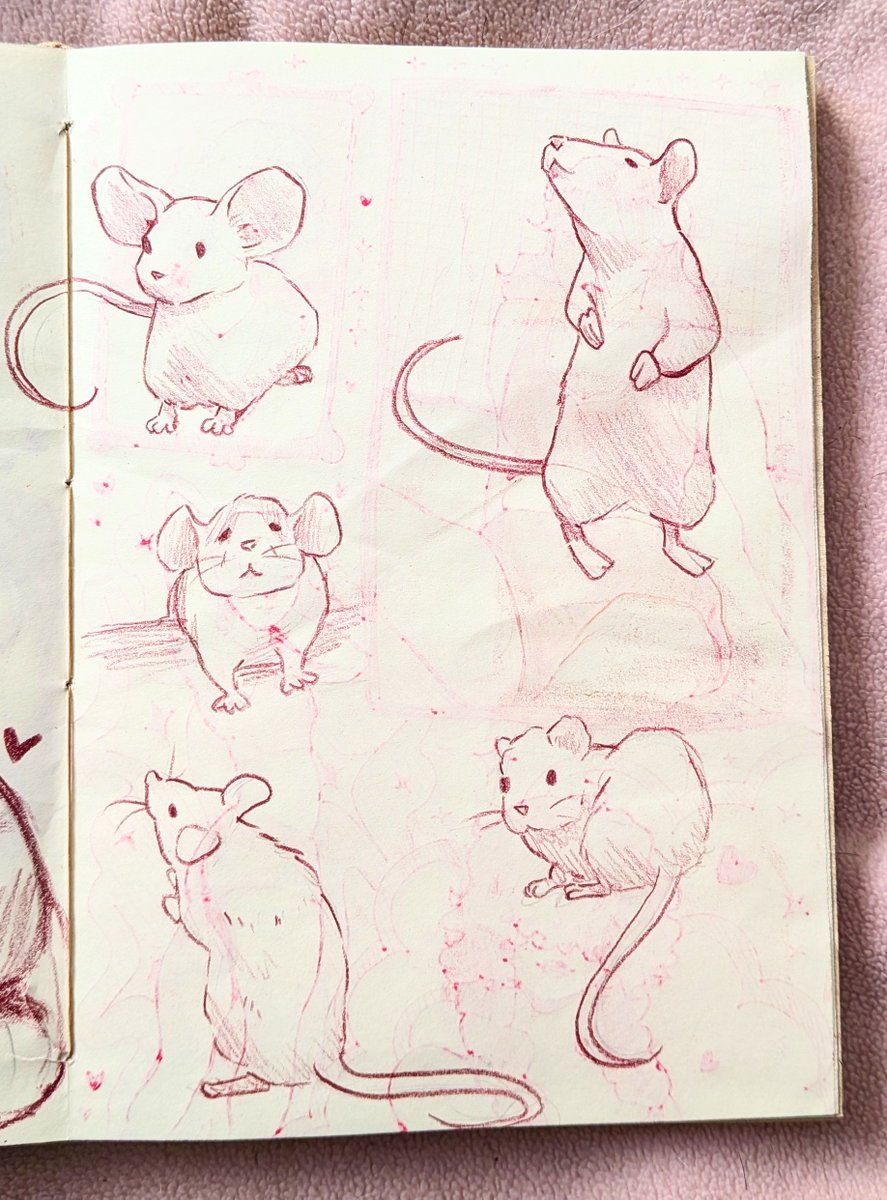artisticcandy1's tweet photo. Some mice and girls from last night 💕 https://t.co/8srlkHyjZK