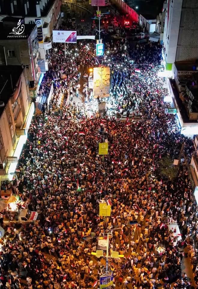 WafaAlwaleedi's tweet photo. تعز تحتفل 

شارع جمال الان تحتفل بذكري ثورة ٢٦ من سبتمبر المجيد 
كل عام وانتم والوطن بألف الف خير https://t.co/00tO6Ld9iV
